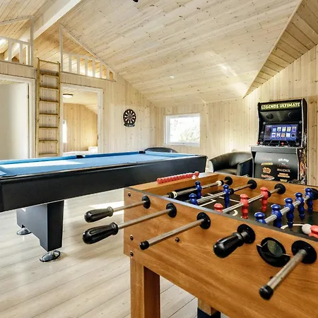 4 Star In Lokken-by Traum *