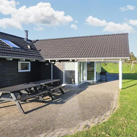 4 Star In Lokken-by Traum
