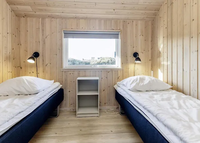 4 Star In Lokken-by Traum *