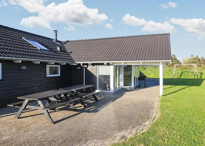 4 Star In Lokken-by Traum * Løkken